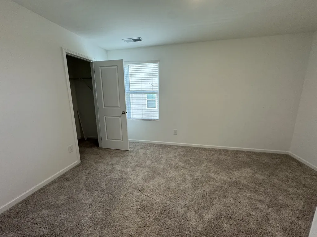 213 Charlie Place White House TN 37188