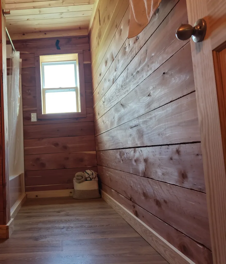 1655 Hurricane Creek Road Lawrenceburg TN 38464