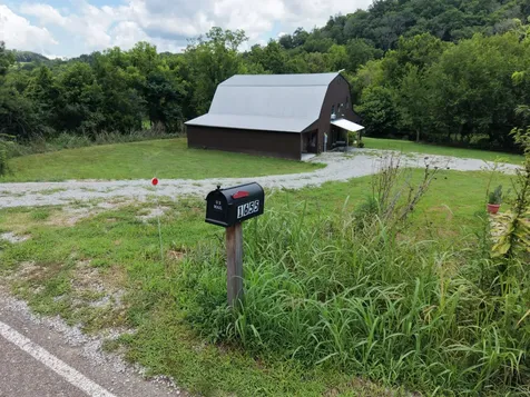 1655 Hurricane Creek Road Lawrenceburg TN 38464