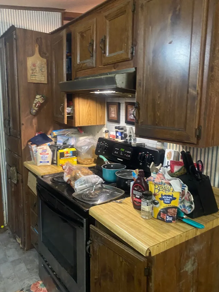 6183 Parker Road Lyles TN 37098