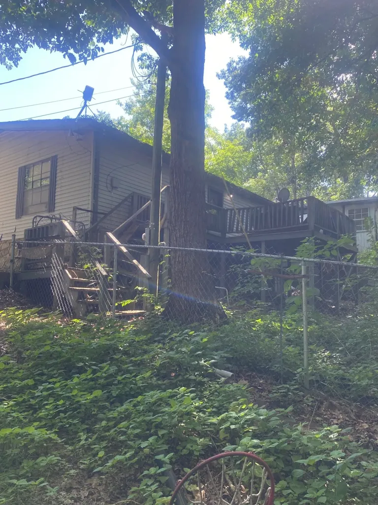 6183 Parker Road Lyles TN 37098