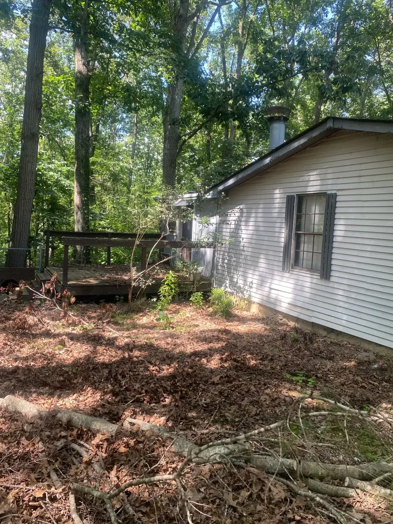 6183 Parker Road Lyles TN 37098