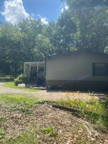 6183 Parker Road Lyles TN 37098