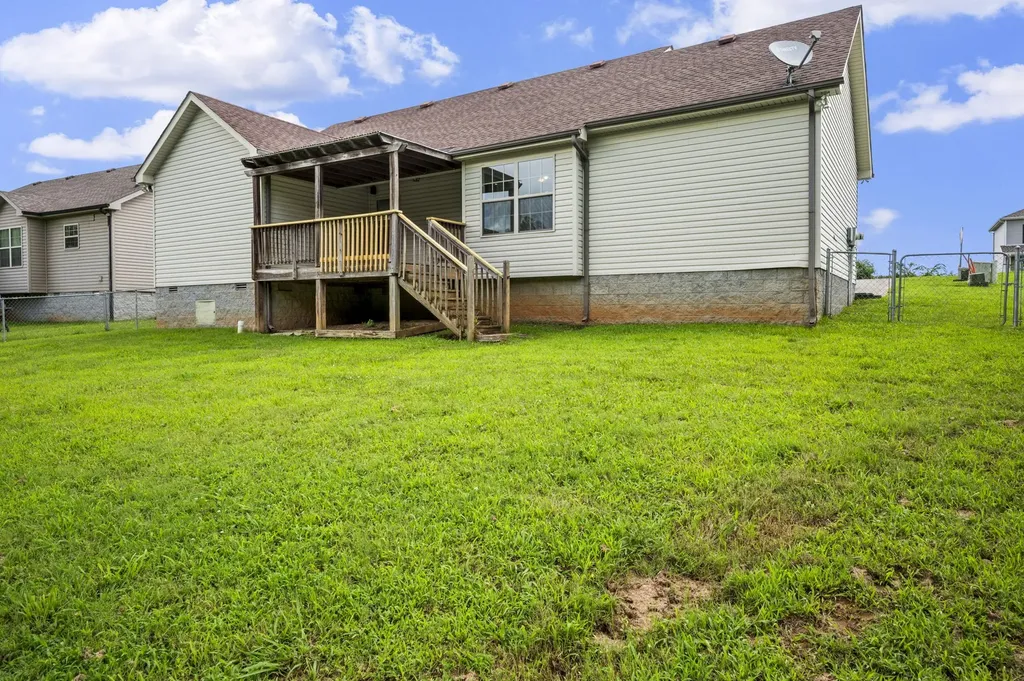 544 Tracy Lane Clarksville TN 37040