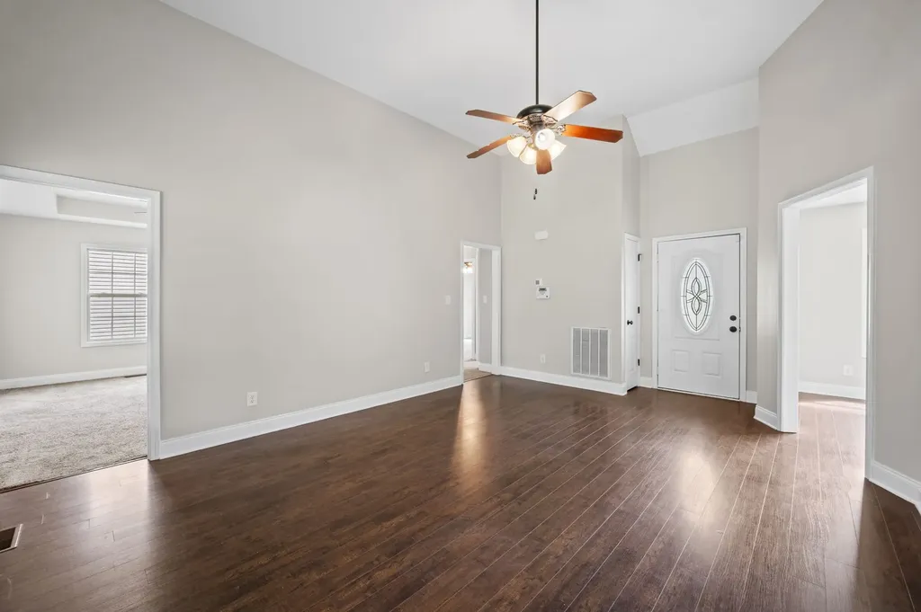 544 Tracy Lane Clarksville TN 37040