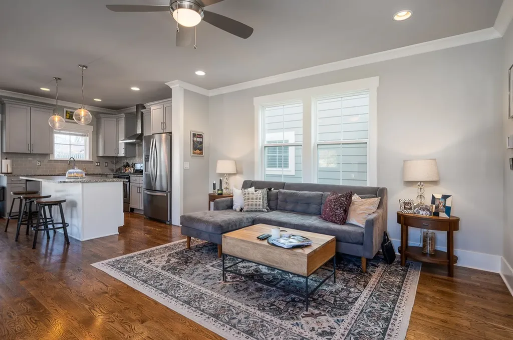 1908B 14th Ave, N Nashville TN 37208
