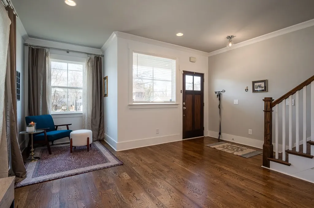 1908B 14th Ave, N Nashville TN 37208
