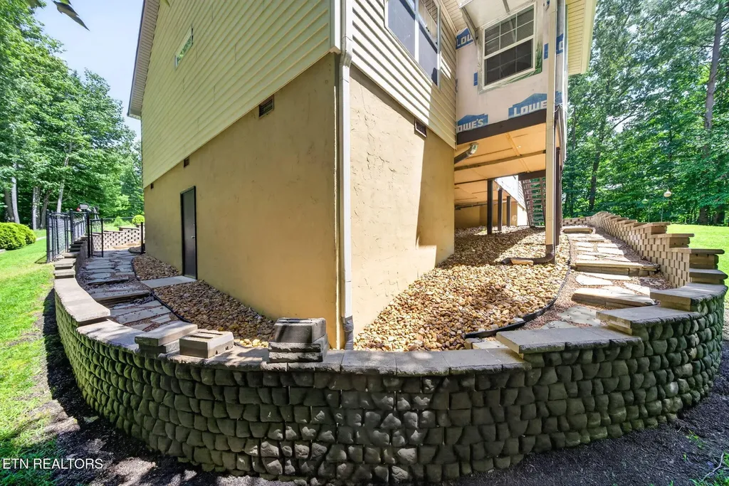 88 Scenic Place Monterey TN 38574