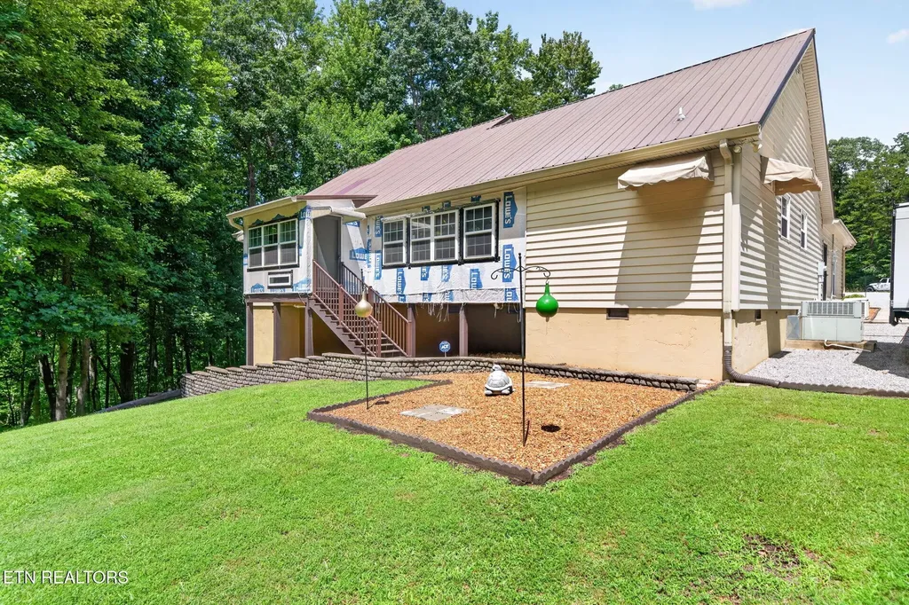 88 Scenic Place Monterey TN 38574