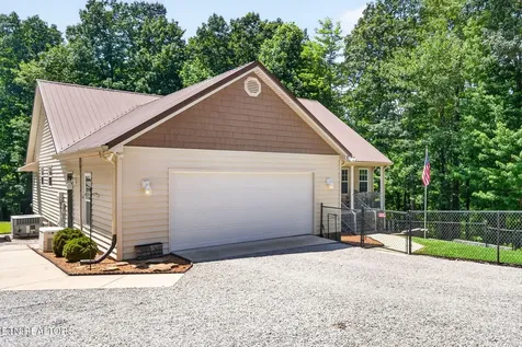 88 Scenic Place Monterey TN 38574