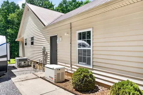 88 Scenic Place Monterey TN 38574