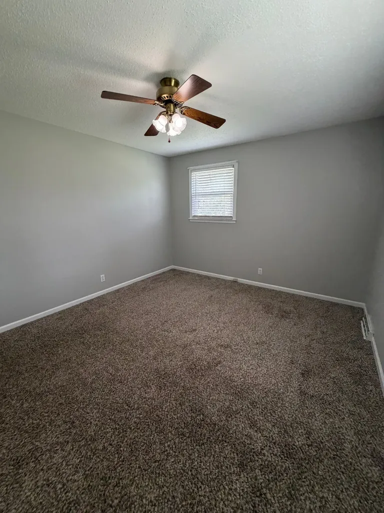 160 E Regent Drive Clarksville TN 37043