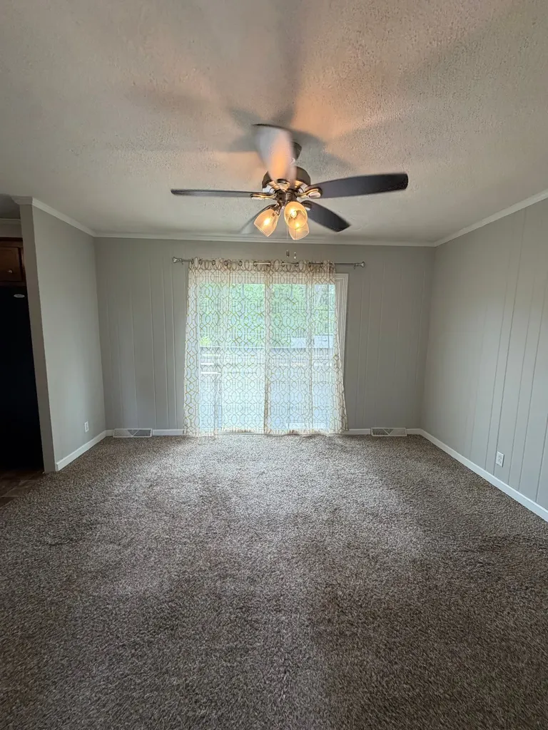 160 E Regent Drive Clarksville TN 37043