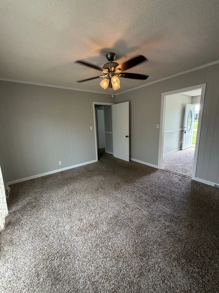 160 E Regent Drive Clarksville TN 37043