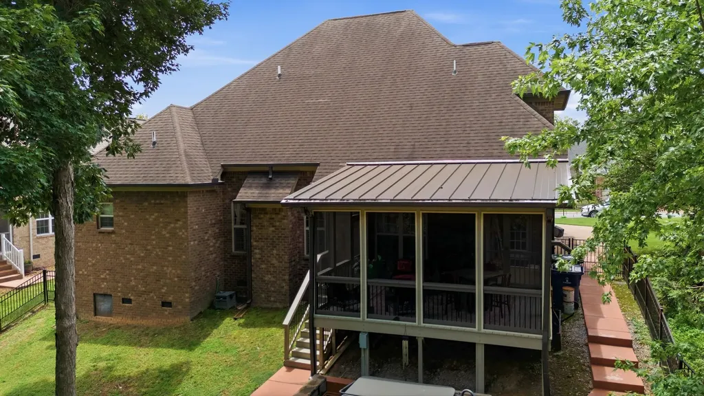 1109 Secretariat Drive Mount Juliet TN 37122