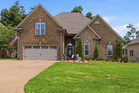 1109 Secretariat Drive Mount Juliet TN 37122