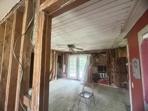 211 S Oak Street Whitwell TN 37397