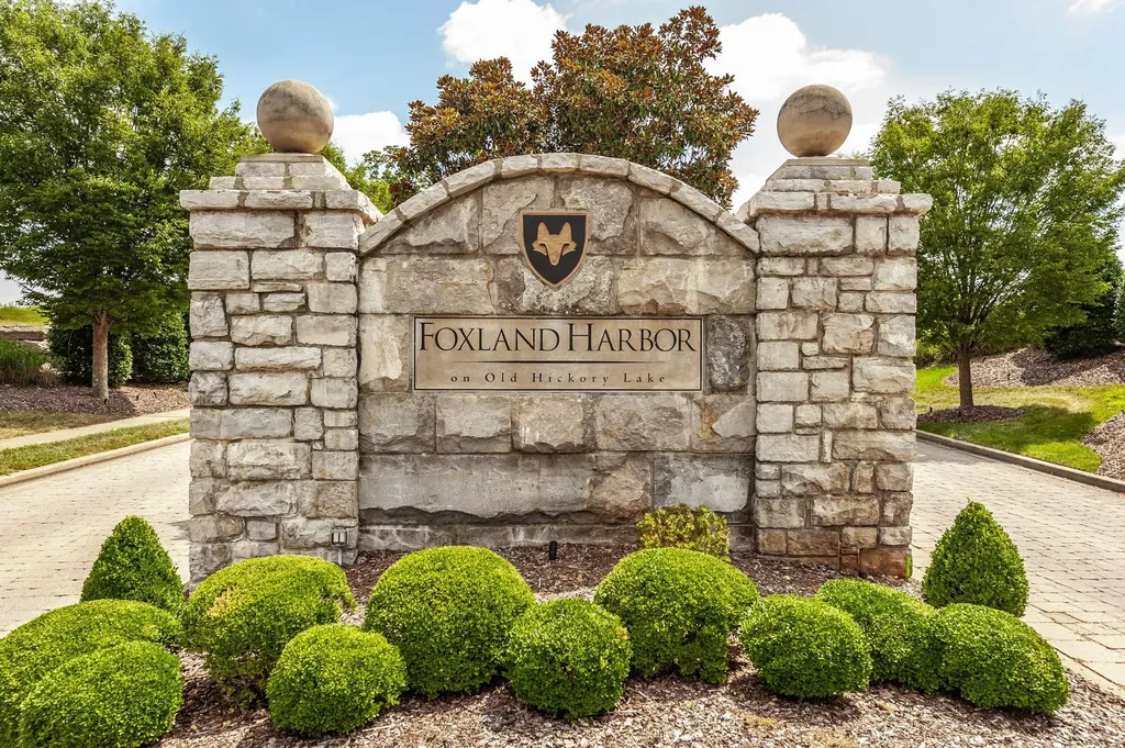 1308 Reynard Drive Gallatin TN 37066