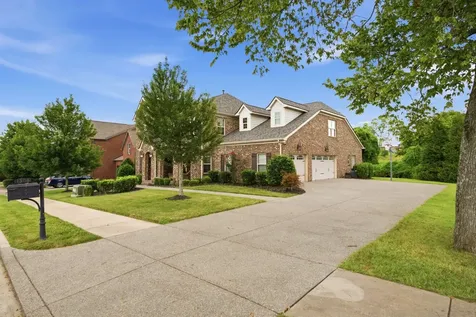 1308 Reynard Drive Gallatin TN 37066