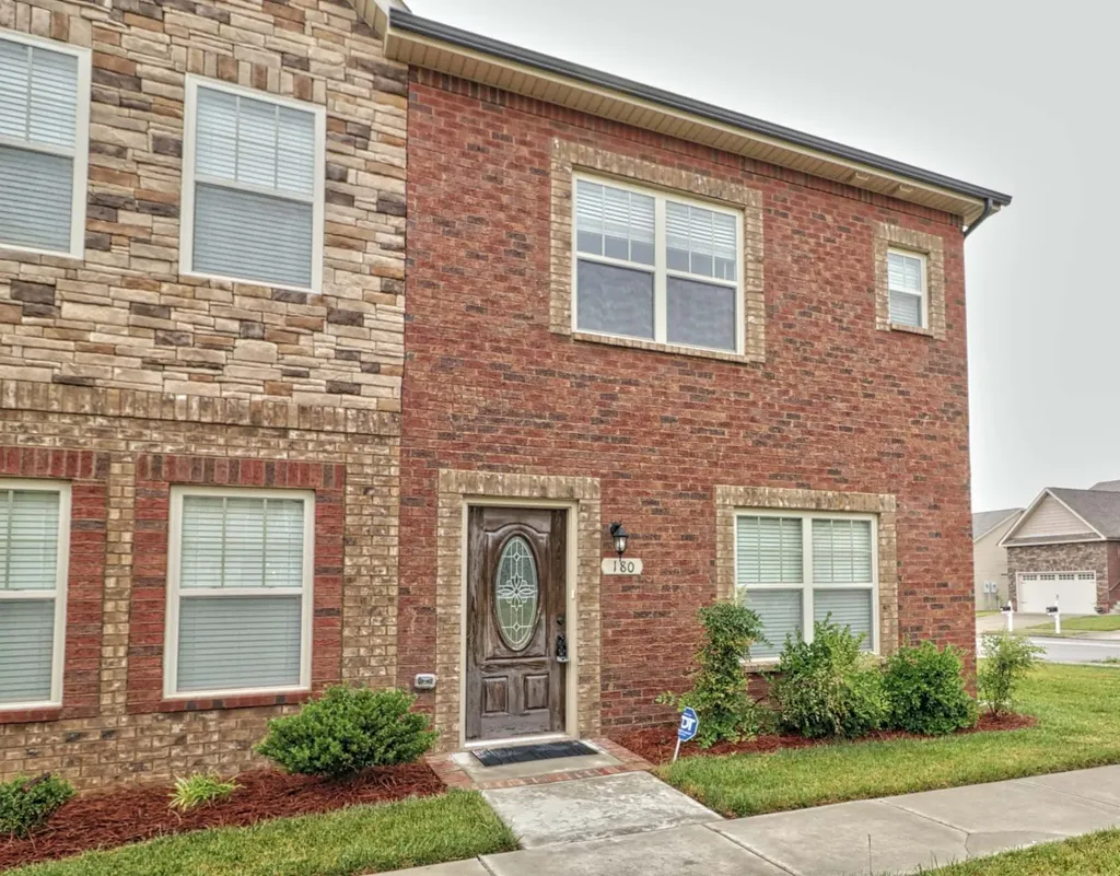 180 Dundee Drive Clarksville TN 37043