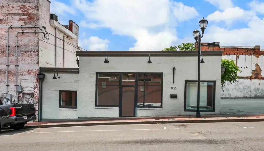 106 N 2nd Street Clarksville TN 37040