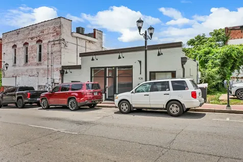 106 N 2nd Street Clarksville TN 37040