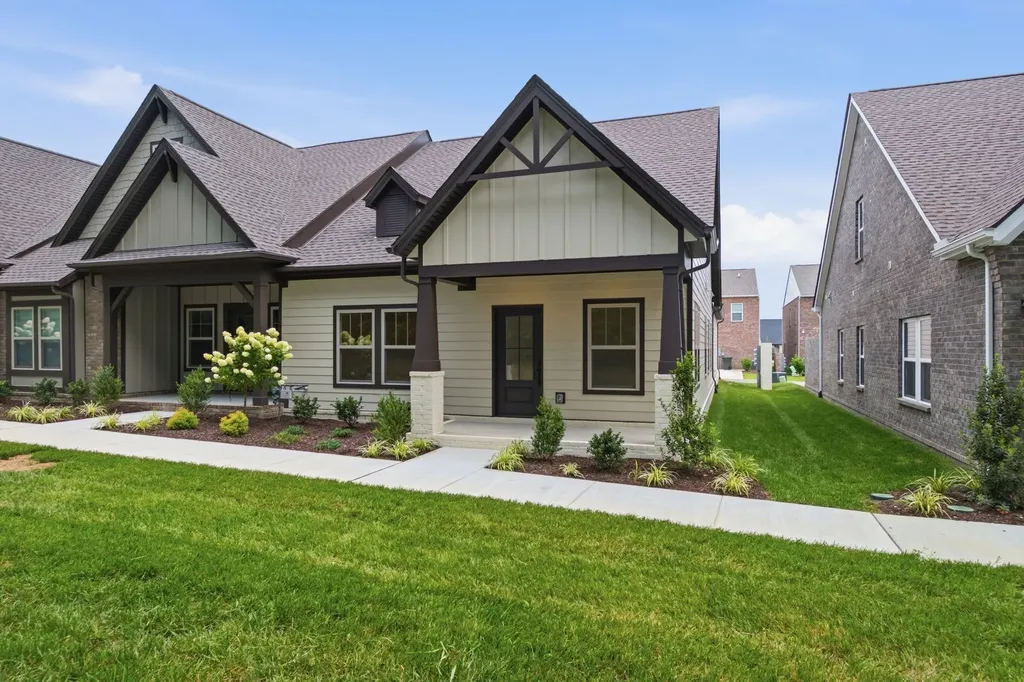726 Coburg Street Gallatin TN 37066