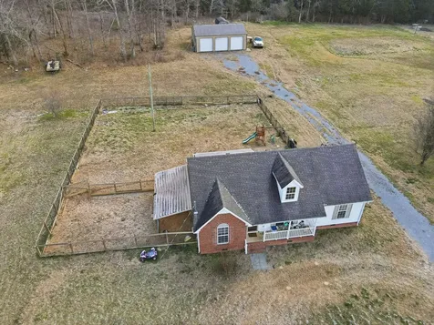 30 Smokey Circle Petersburg TN 37144