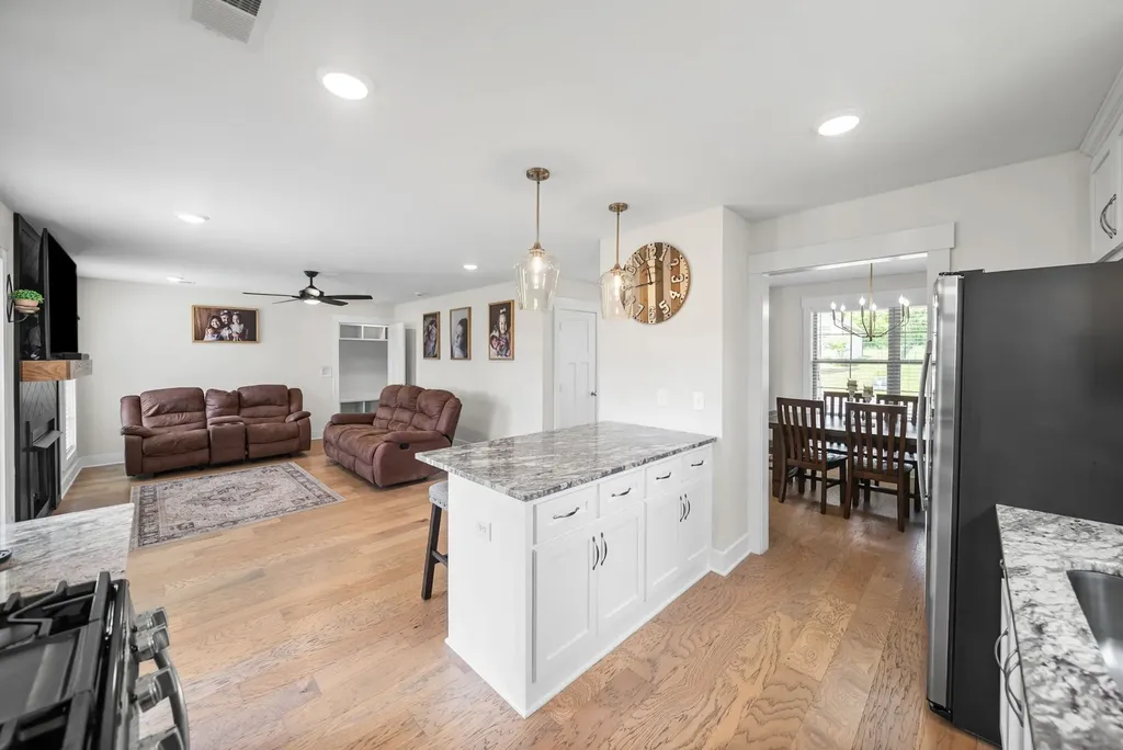 350 Frontier Drive Clarksville TN 37043