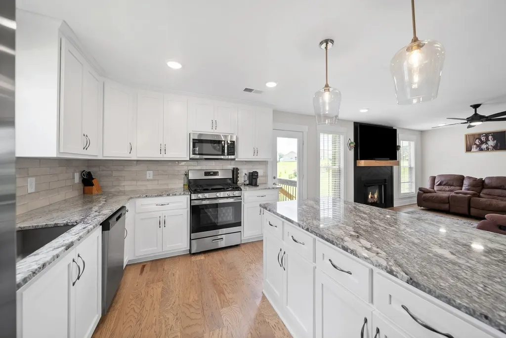 350 Frontier Drive Clarksville TN 37043