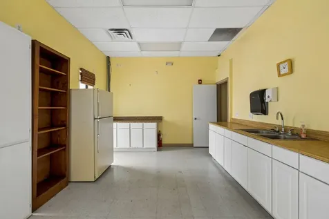 2400 Highland Avenue Columbia TN 38401