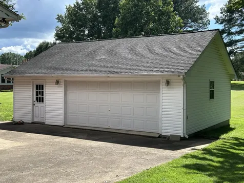 416 S Wilson Street Paris TN 38242