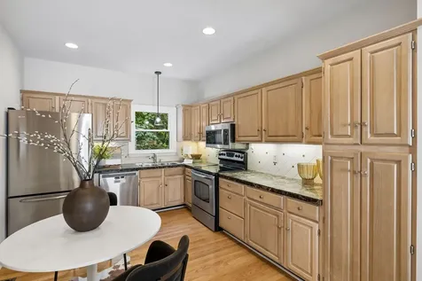 101 Bonnie Briar Lane Nashville TN 37212