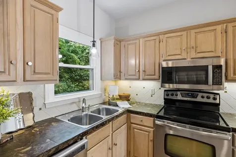 101 Bonnie Briar Lane Nashville TN 37212
