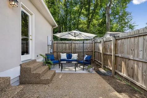 101 Bonnie Briar Lane Nashville TN 37212