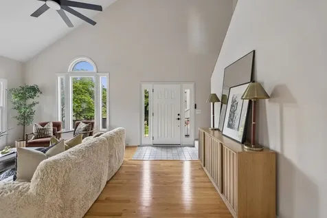 101 Bonnie Briar Lane Nashville TN 37212