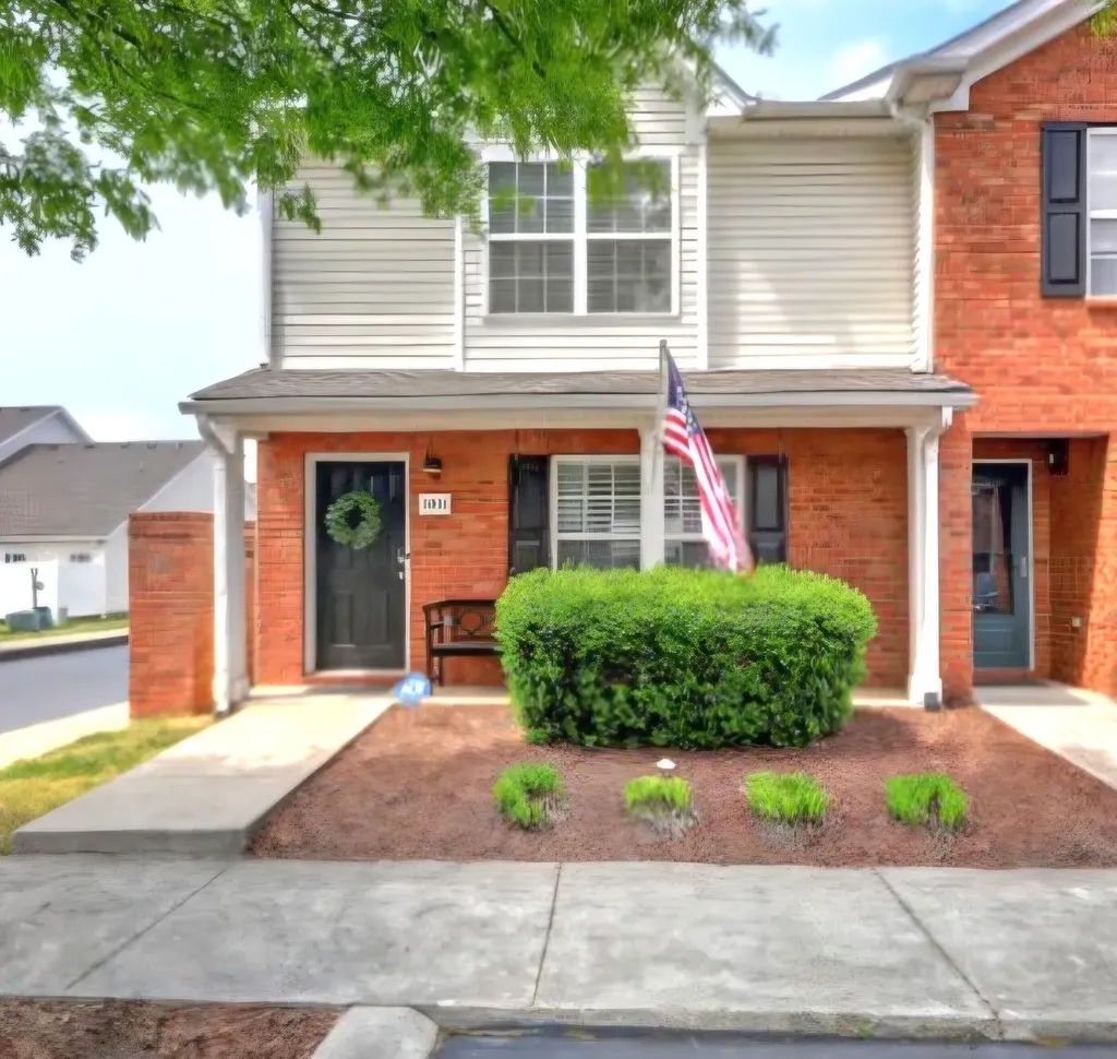 1011 Wolves Den Place Murfreesboro TN 37128