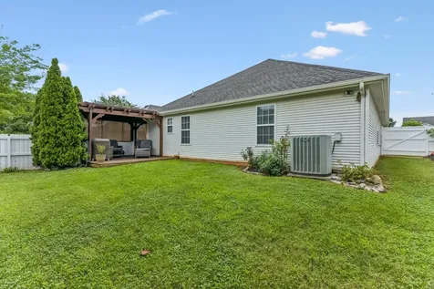2615 Hawk Eye Court Murfreesboro TN 37128