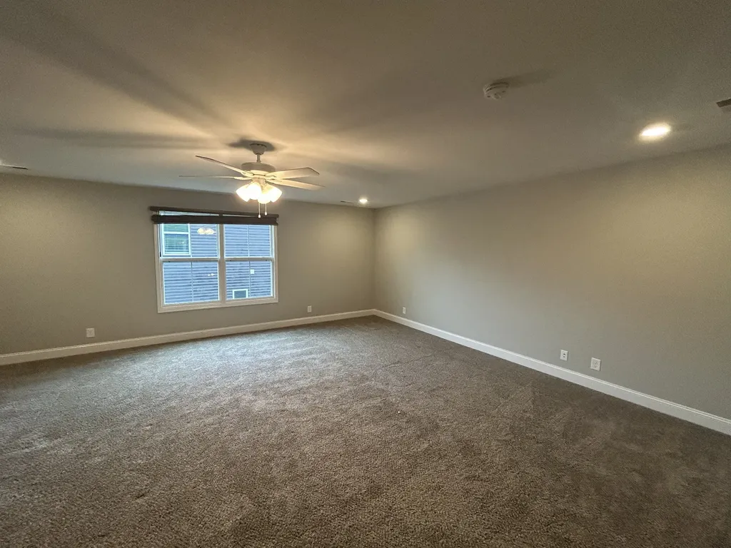 2692 Remington Trace Clarksville TN 37043