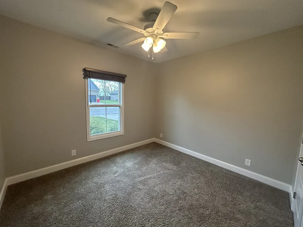 2692 Remington Trace Clarksville TN 37043