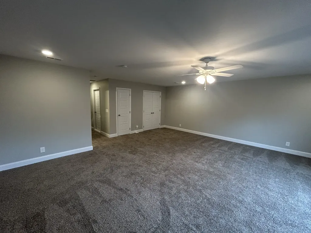 2692 Remington Trace Clarksville TN 37043
