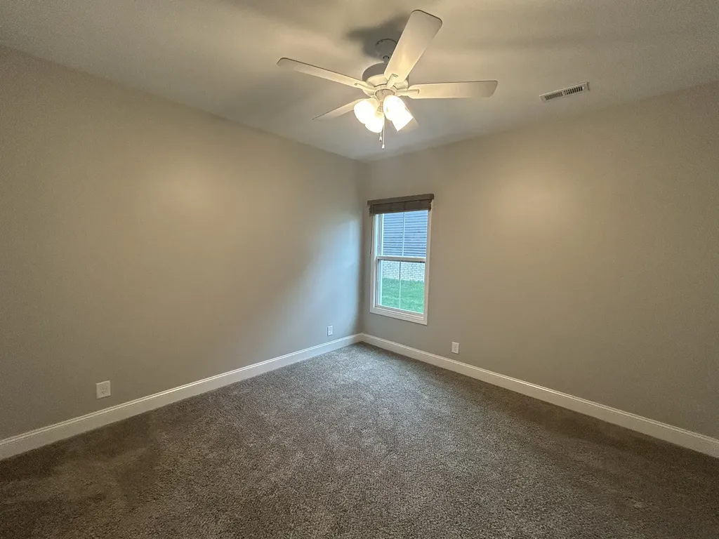 2692 Remington Trace Clarksville TN 37043