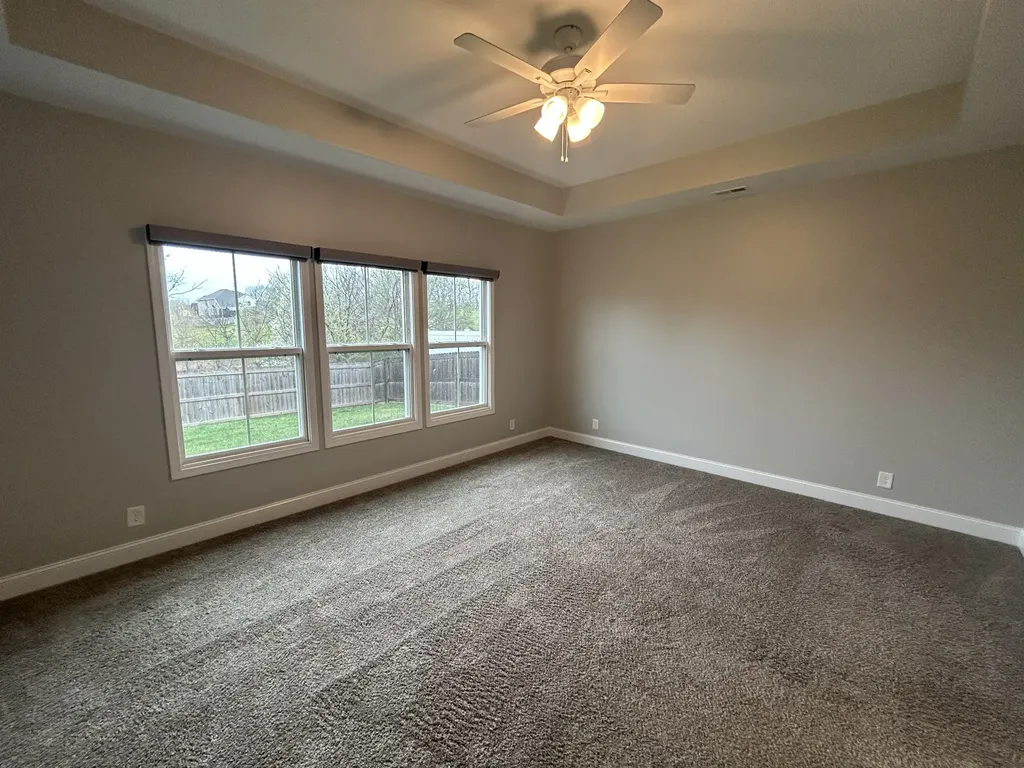 2692 Remington Trace Clarksville TN 37043
