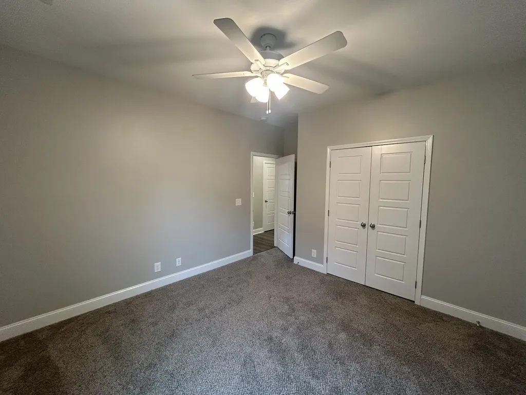 2692 Remington Trace Clarksville TN 37043
