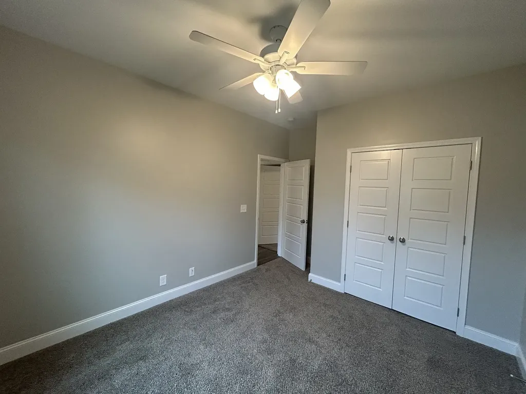 2692 Remington Trace Clarksville TN 37043
