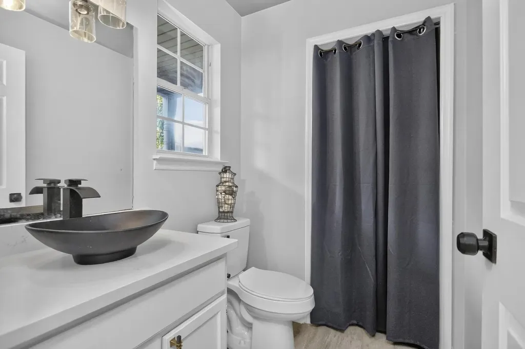 208 Errol Lane Nashville TN 37209