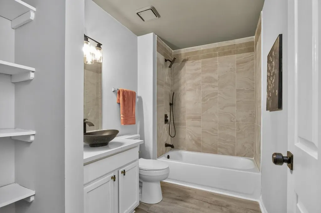 208 Errol Lane Nashville TN 37209