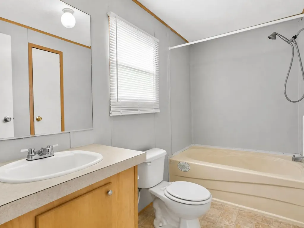 507 County Road 29 Riceville TN 37370