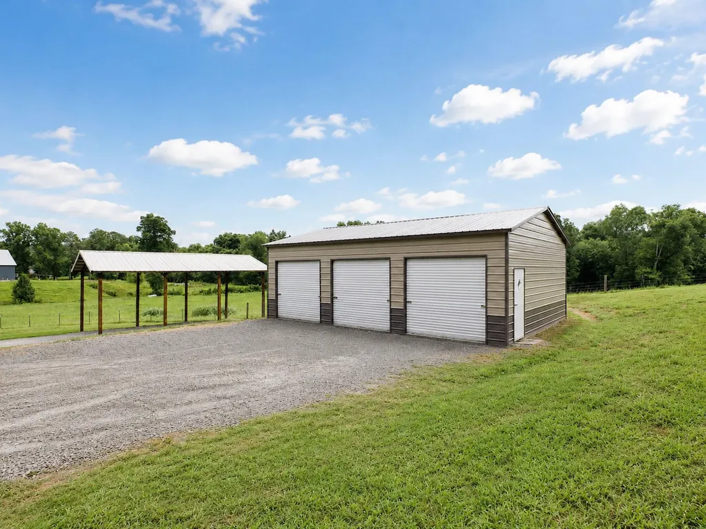 507 County Road 29 Riceville TN 37370