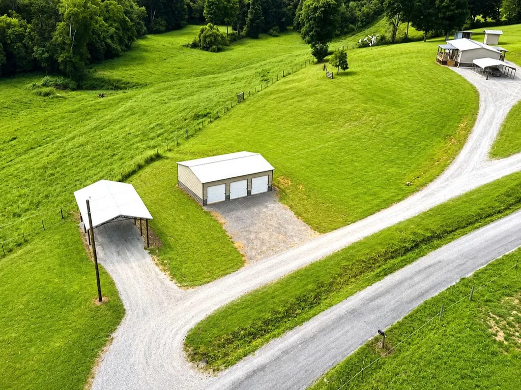507 County Road 29 Riceville TN 37370